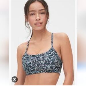 GapFit Racerback Sports Bra